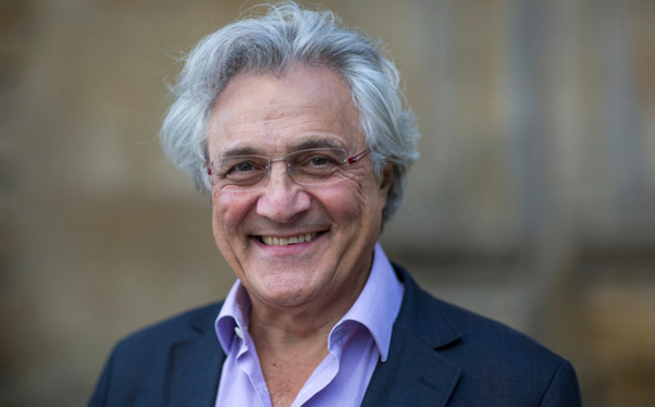 eandtbooks's tweet photo. Broadcaster & author of #InSearchOfBeethoven @johnsuchet1 shares his Saturday routine with @Telegraph - his love of snooker, strong breakfast game & why he refuses to watch shows about murder!
John Suchet's 'My Saturday':
https://t.co/jlkCtxYfi8 #ClassicalMusic #Beethoven #Music https://t.co/S8xPLeqvaN