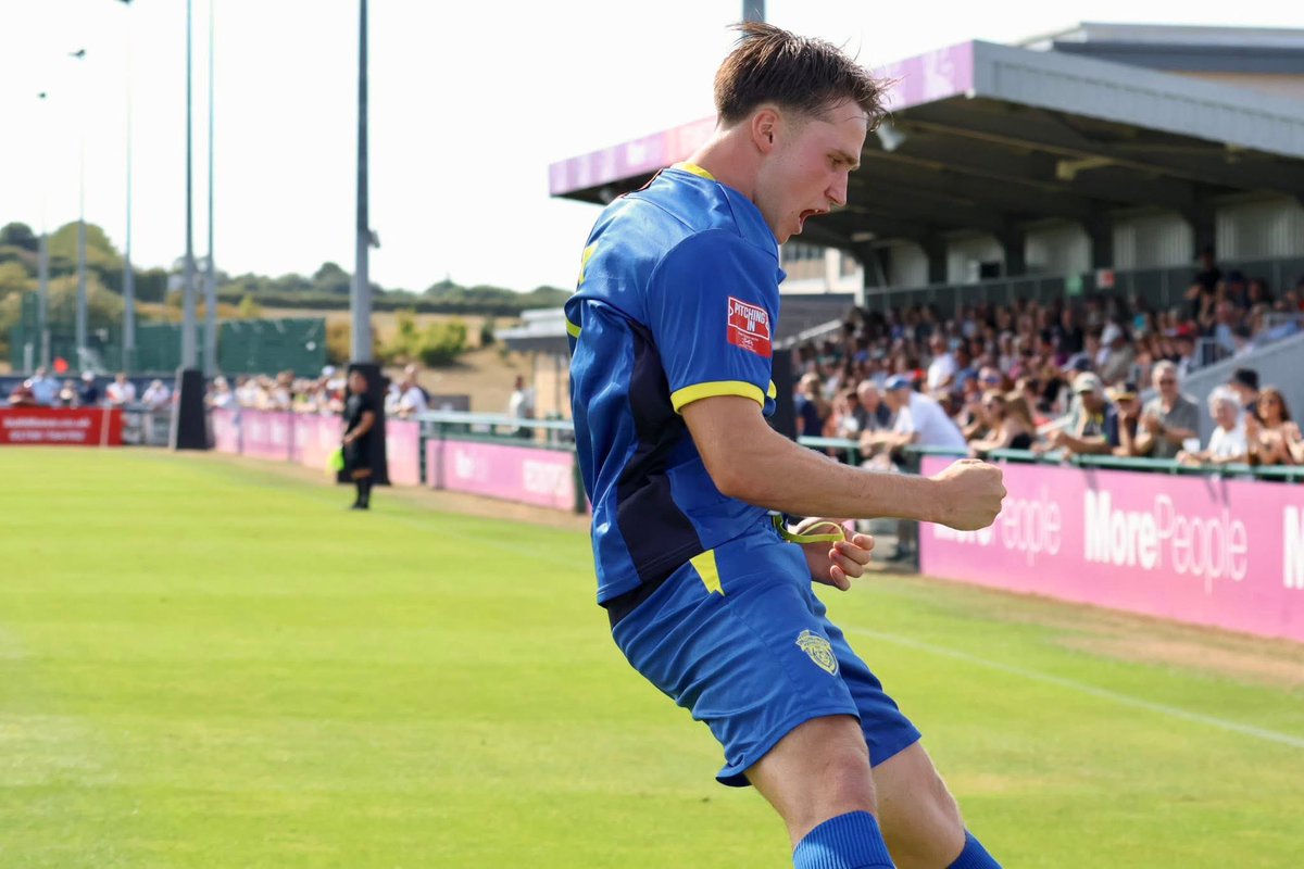 Spalding United are delighted to announce that Jack Roberts has signed a contract extension, keeping him at the club until the end of next season. Jack has made a superb start to the season, with 4 goals and 3 assists earning him the Supporters’ Player of the Month for August.