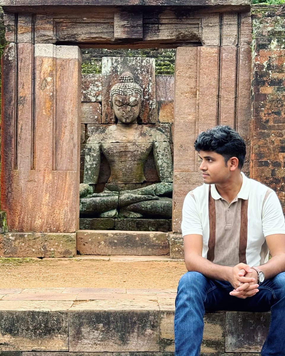 tk_meher's tweet photo. Peace mode: Activated

#tk_meher #buddhist #peace #historic https://t.co/ONGAUlELV2