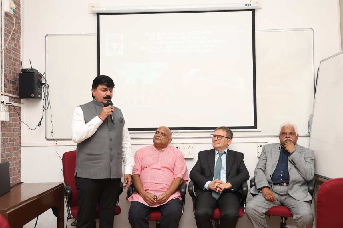 shewale_rahul's tweet image. Proud to be part of a historic moment!

Inaugurated Mumbai’s first-ever #SmartBench at the iconic St. Xavier’s College, alongside Mr.Ferenc Jari, Hon. Consul General of Hungary and Dr. (Fr.) Keith D’Souza, Rector of St. Xavier’s.

These state-of-the-art benches are more than just