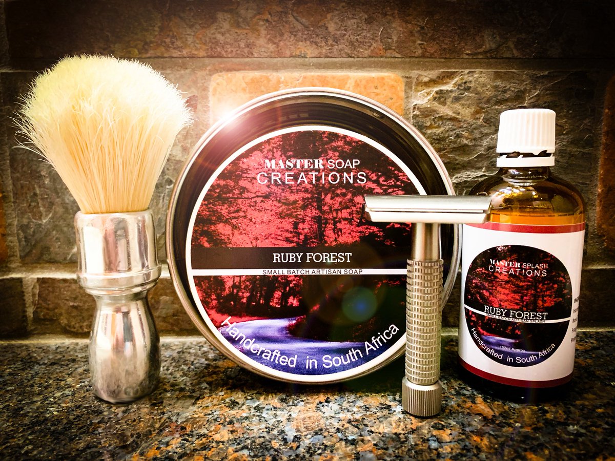 SOTD Rex Envoy 
Master Soap Creations - Ruby Forest
HC&amp;C Stainless Steel Shave Bowl 
Vintage Dubl Duck M-2 22mm Boar
@rexsupply 
@mastersoapcreations 
@hendrixclassics