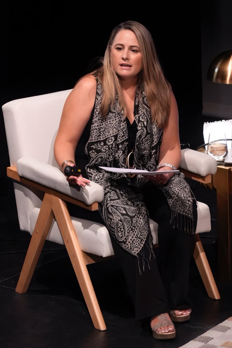 Rocío Ibarra, presidenta de la Asociación de Periodistas por la Igualdad <a href="/apfeministas/">Asociación de Periodistas por la Igualdad</a> : Impacto del uso de pantallas: "Muchos expertos hablan de una desescalada digital. Con la adición a las pantallas tenemos menos comprensión de lectura y más fatiga visual".