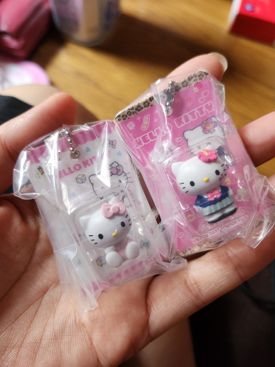 まむまむ tweet media