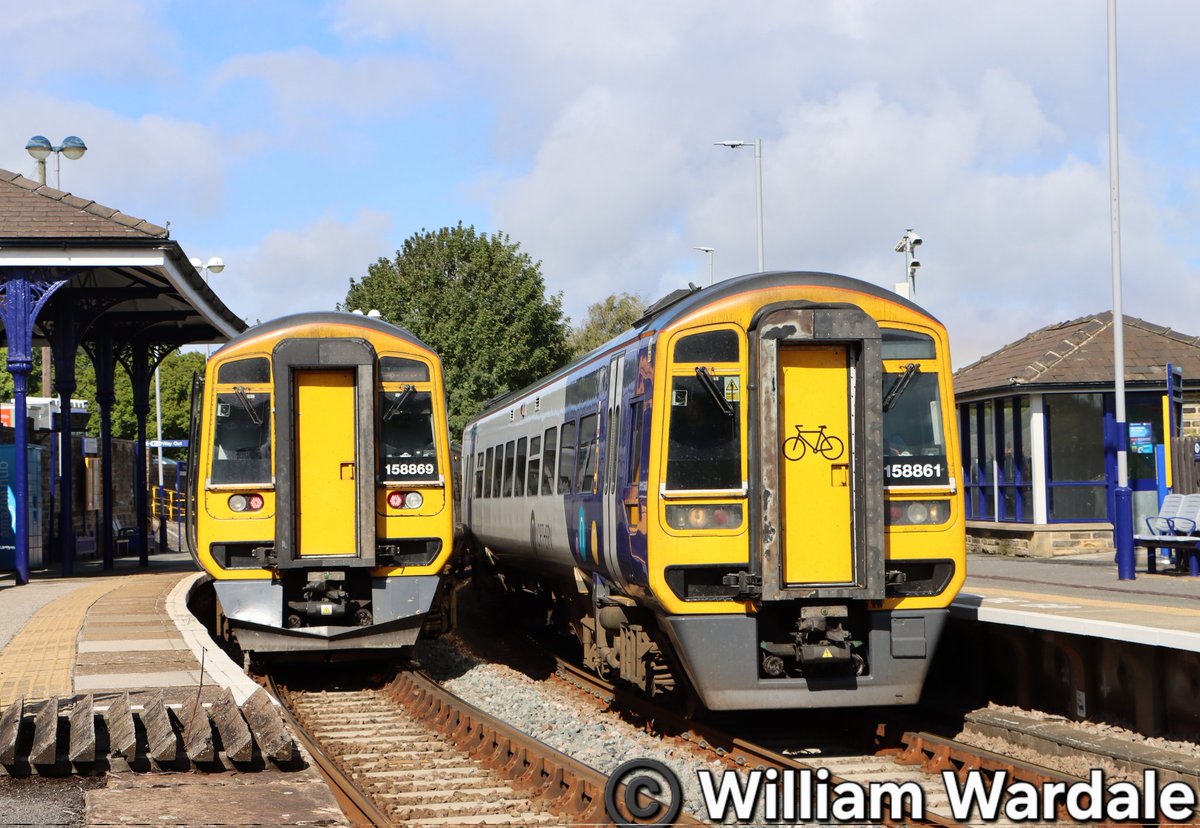 WilliamWardale's tweet photo. @northernassist 158869 &amp; 158861 at #Penistone 

158869
2B52 1135 #Sheffield to #BerryBrow

158861
2B15 1200 #BerryBrow to #Sheffield

Tuesday 16th September 2025

@Northern_Travel @TomDearlove1 @JamesTGlossop @WetdogFBK @BashirKhan2 @PenistoneLine @ArchiveRailway https://t.co/4aOeljzLyO