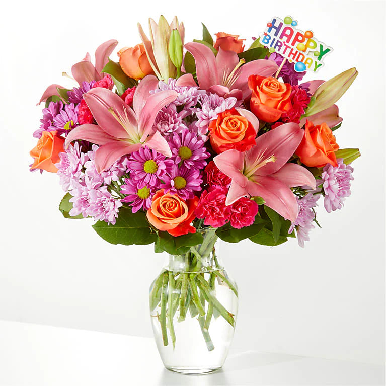 DGMFlowers's tweet photo. Celebrate with our One and Only Birthday Bouquet! 🌸 Vibrant colors &amp; fresh blooms make moments unforgettable. Perfect for treating someone special or yourself. Birthdays deserve extra magic! 🎉 #BirthdayBouquet #CelebrateWithFlowers https://t.co/3EdWyHPion https://t.co/a3OHGBX0xO
