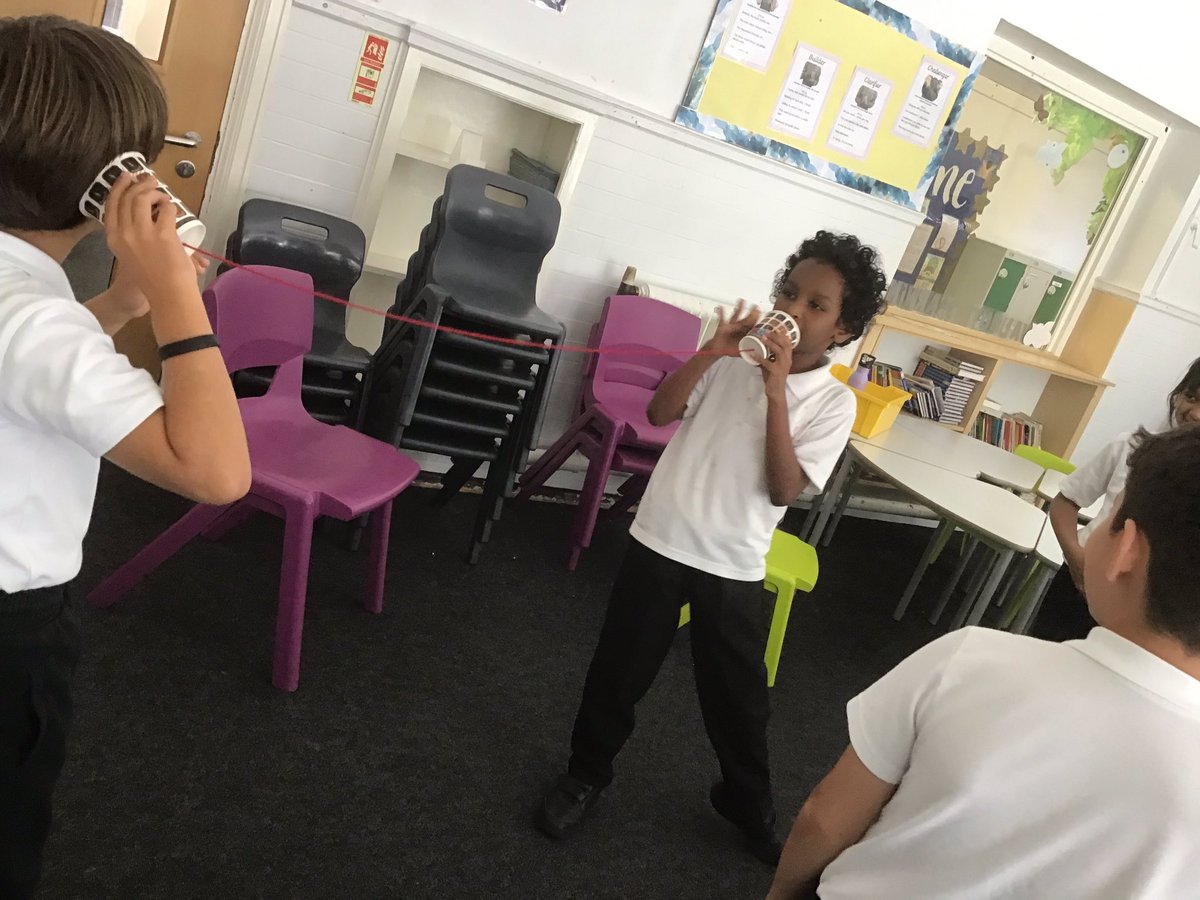 HazelburySch's tweet image. 🔊 Year 4 explored how sound travels using a classic “string telephone”! 🧶 They tested wool, string &amp;amp; twine to find out which material carried sound best. Science + curiosity = fun learning! 👏 #STEM #SoundExperiments