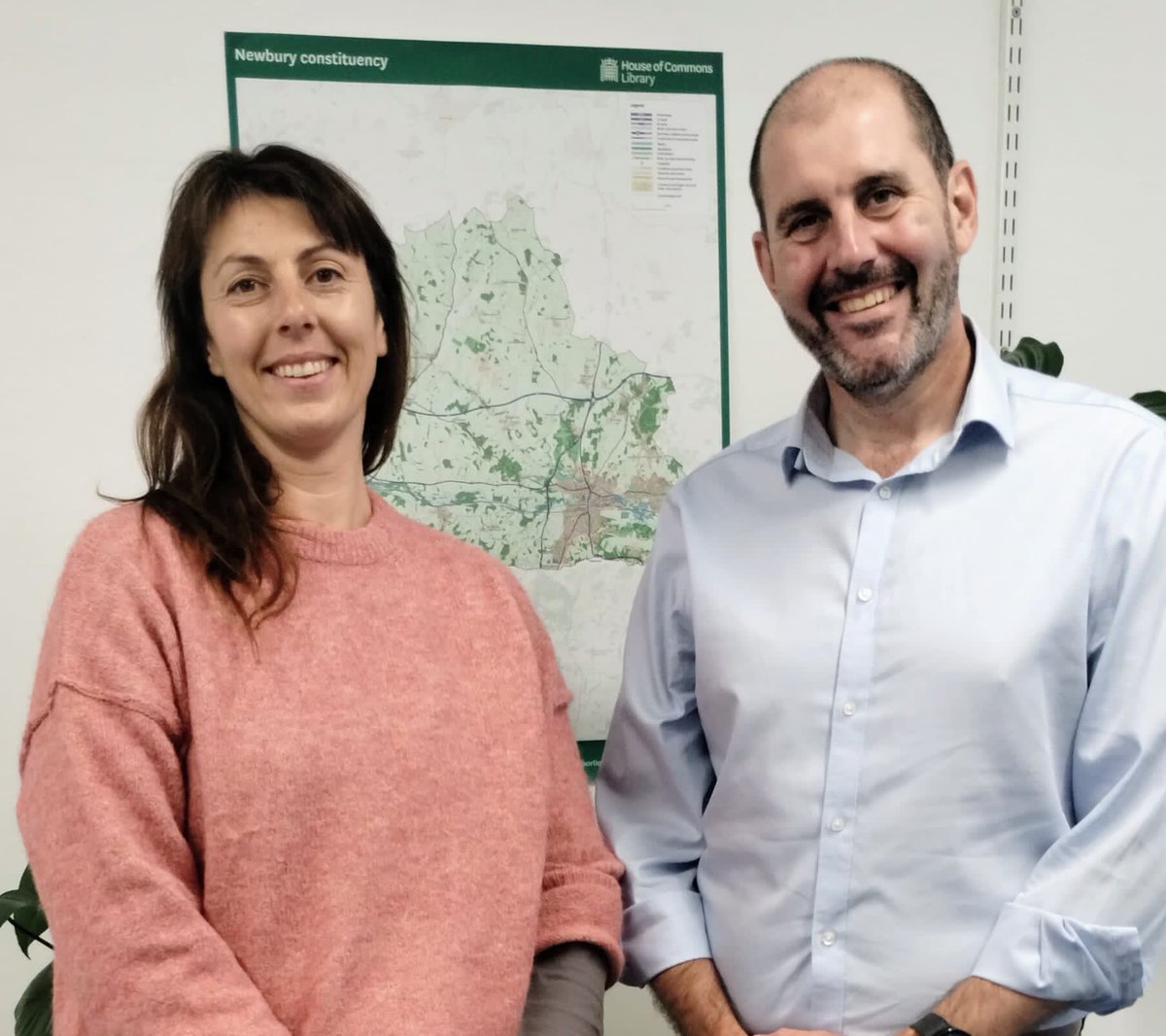 Last week, our Rural Housing Enabler Maria met with <a href="/LeeRJdillon/">Lee Dillon, MP for Newbury 🔶</a> MP for Newbury to discuss the loss of affordable housing in rural parishes. They explored its impact on local communities and the rural economy, &amp; the potential of Community Land Trusts to offer long-term solutions
