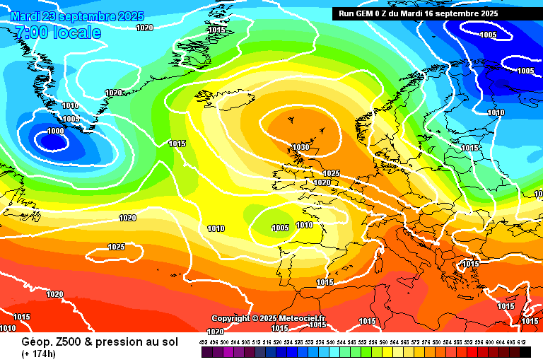 Le talweg qui donnera une dégradation pluvio-orageuse ce week-end, parfois consistante au vu des premières approches des modèles, finira par isoler une goutte froide d'altitude en début de semaine prochaine.

Reste à définir l'emplacement de la goutte froide, les scénarios qui