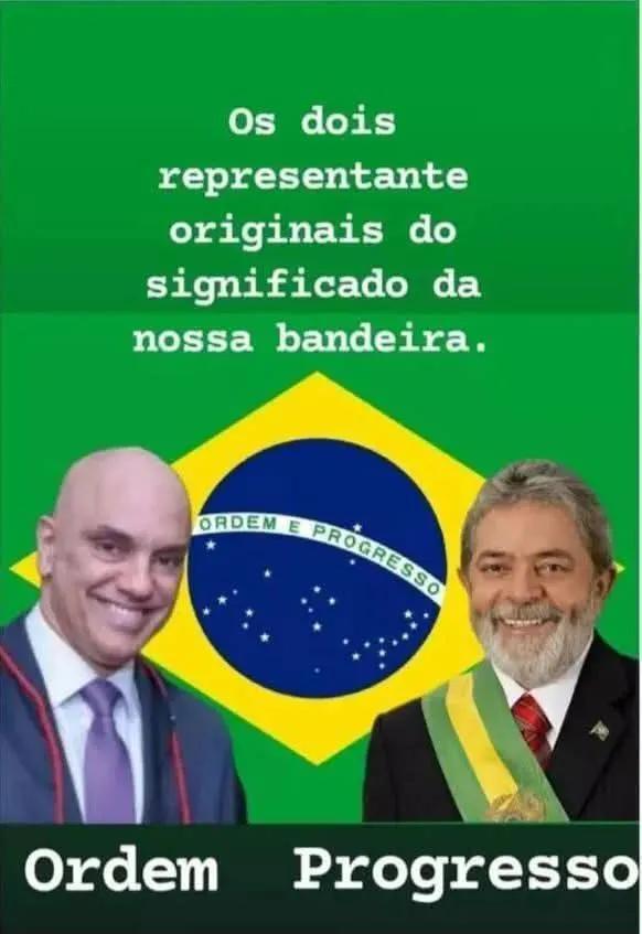 Eu só sigo perfis de esquerda que me seguem. Não vou fazer escada para ninguém que não segue  de volta. Não entendo porque contas pequenas seguem contas altas e de direita e não seguem  contas pequenas que são recíprocas. Se todos querem ter visibilidade eu também quero.