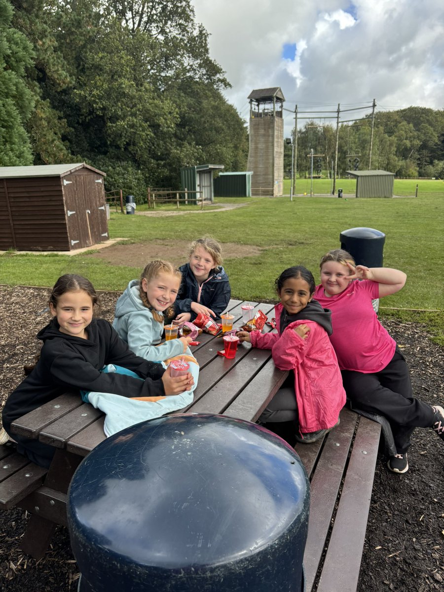 New Park Primary School tweet media