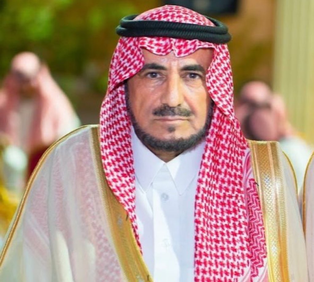 أتقدم بخالص العزاء والمواساة إلى الشيخ نجم بن عزوان الزراقي في وفاة ابنه حمدان والعزاء إلى والدته واخوته وزوجته وجميع الأسرة وقبيلة ذوي زراق وقبائل عتيبة عامة اسأل الله سبحانه وتعالى أن يتغمده بواسع رحمته انه سميع مجيب