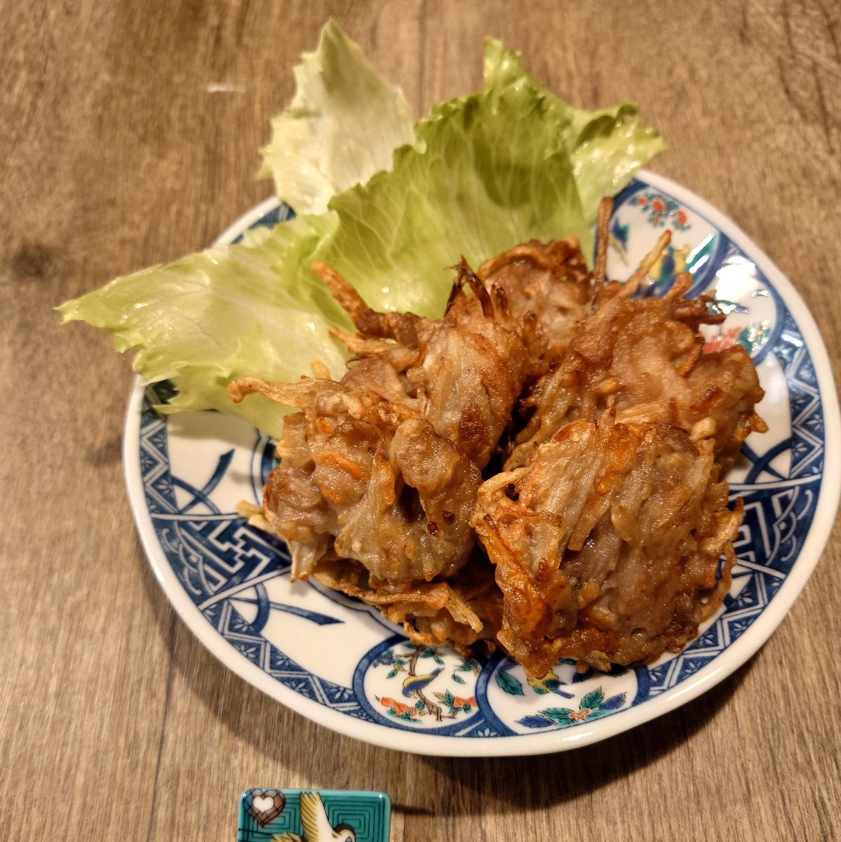 haru_min2020's tweet photo. 今朝の「あさイチ」で紹介していた🐷豚こまと野菜のつまみ揚げ
外はカリカリ、中はジューシー😋
お箸がとまらないんですけどー
野菜はゴボウ、人参、モヤシにしてみました😉
#あさイチレシピ 　#nhk https://t.co/WfDAL26uZE