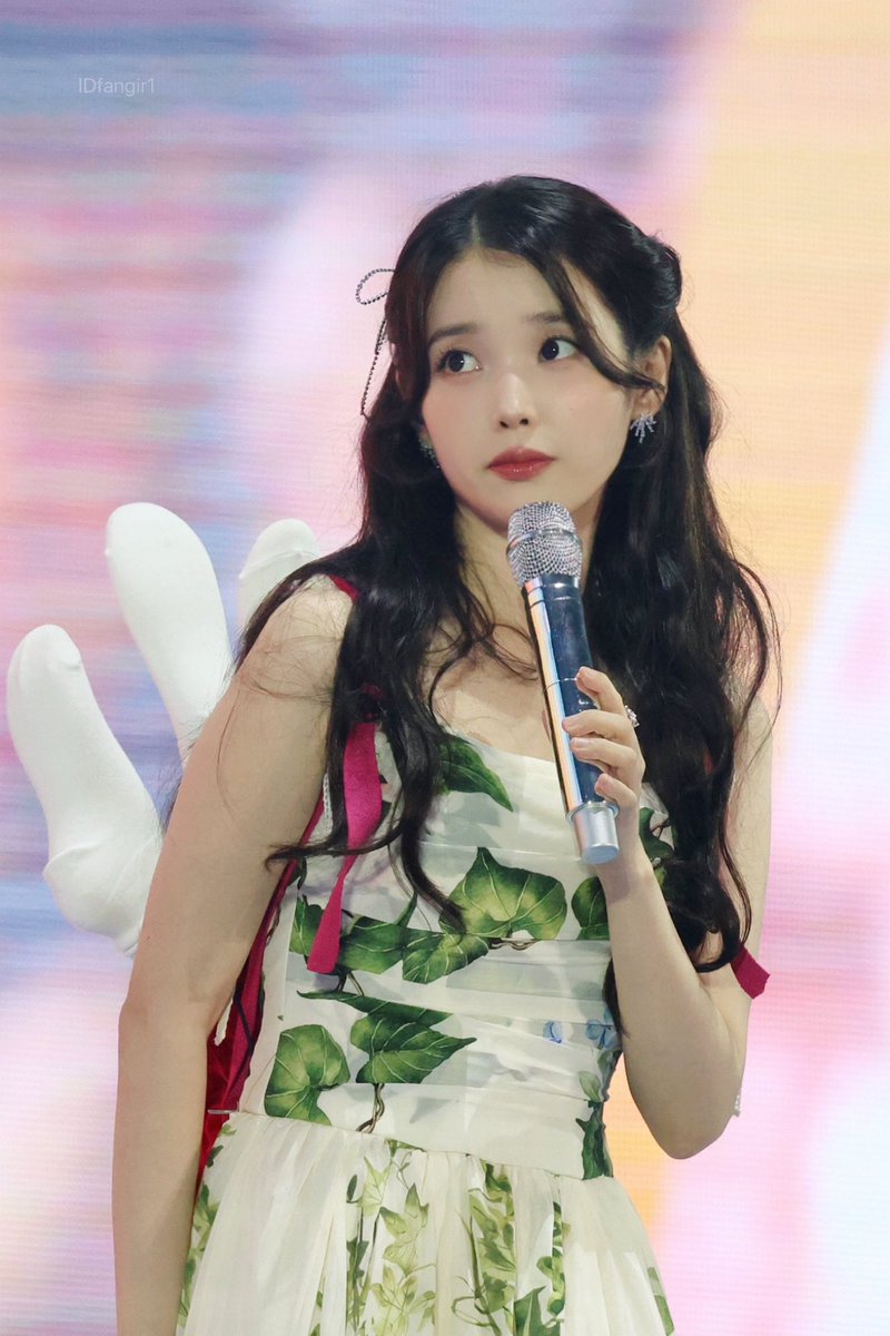 250914
#아이유 #IU #이지은