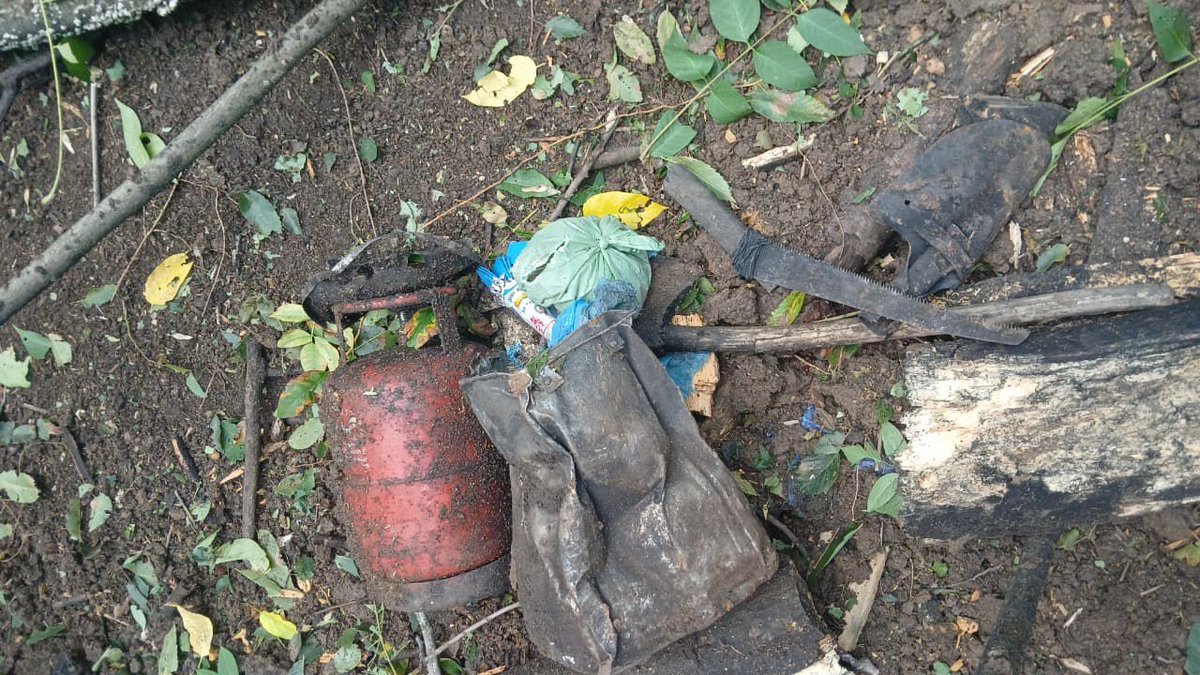 itoo_aijaz's tweet image. Terror #Hideout Busted in #Qazigund following specific inputs joint team of security forces at Churat in Qazigund area of Kulgam district.