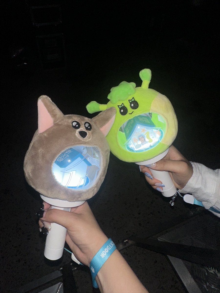 므얭이의 첫  #트메판
ꕀ ꕀ 𖠳 ᐝ ꕀ ꕀ

♡ - 친해져요!! (맘찍요정이되어드림~)
rt - 디엠해요!!
멘션 - 반모해요!! 
인용 - 내꺼하,자! 내가 널 사랑해 오!