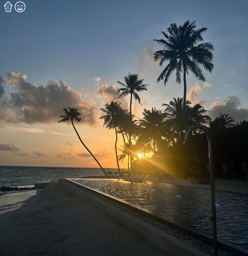 jujuassump's tweet photo. Collect moments, not things. https://t.co/ylzEwVXeqe