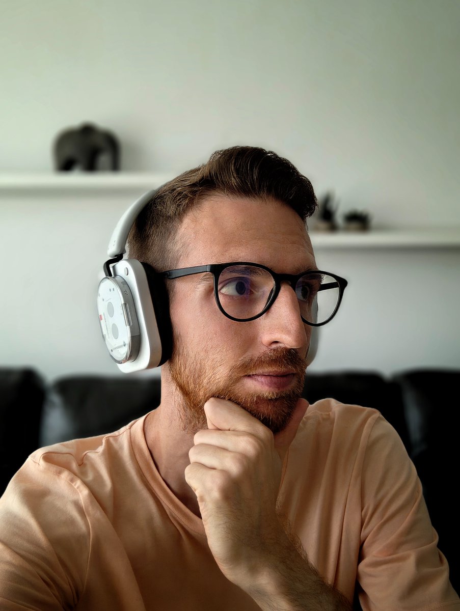 ruudhesp's tweet photo. Nothing Headphone (1) 🤩

Muy contento de anunciar que estoy en el programa de revisión de Nothing. En los próximos días os traeré un análisis detallado y honesto de estos auriculares en el blog🎧

PD: Qué buenos selfies hace el Nothing Phone (3)!

#NothingHeadphone1 #NothingTec https://t.co/6TwAjkl1vD