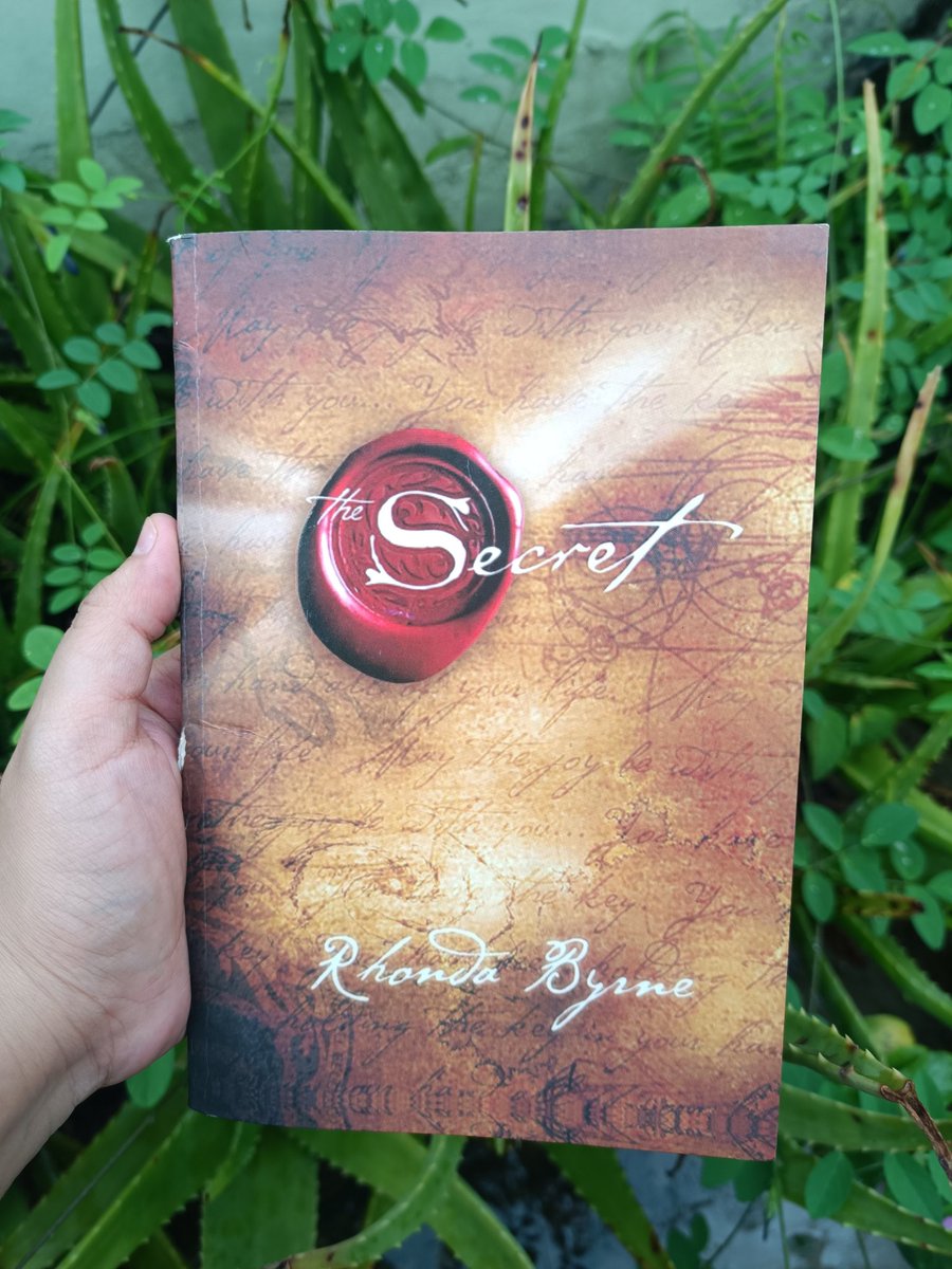 shivanibalani's tweet photo. ✨ “Take the first step in faith. You don’t have to see the whole staircase. Just take the first step.”

Reading The Secret has been a grounding experience—simple words, big shifts in thinking 🌿📖

If you’re curious, it’s here👇🏻
https://t.co/tYUKP4Az5h

#booklover #BookClub https://t.co/lzXstFHoWz