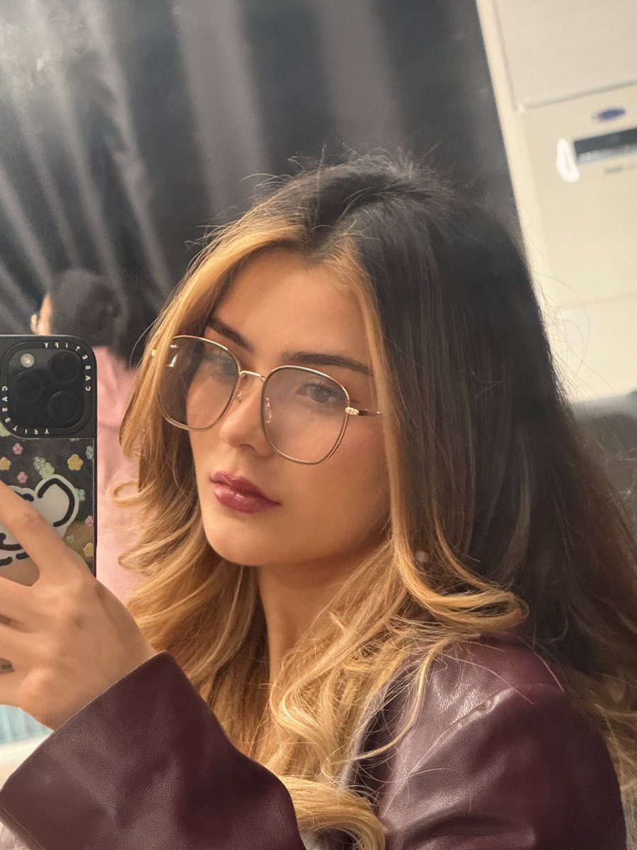 G22 JAZ (@jasminehenryy) on Twitter photo 