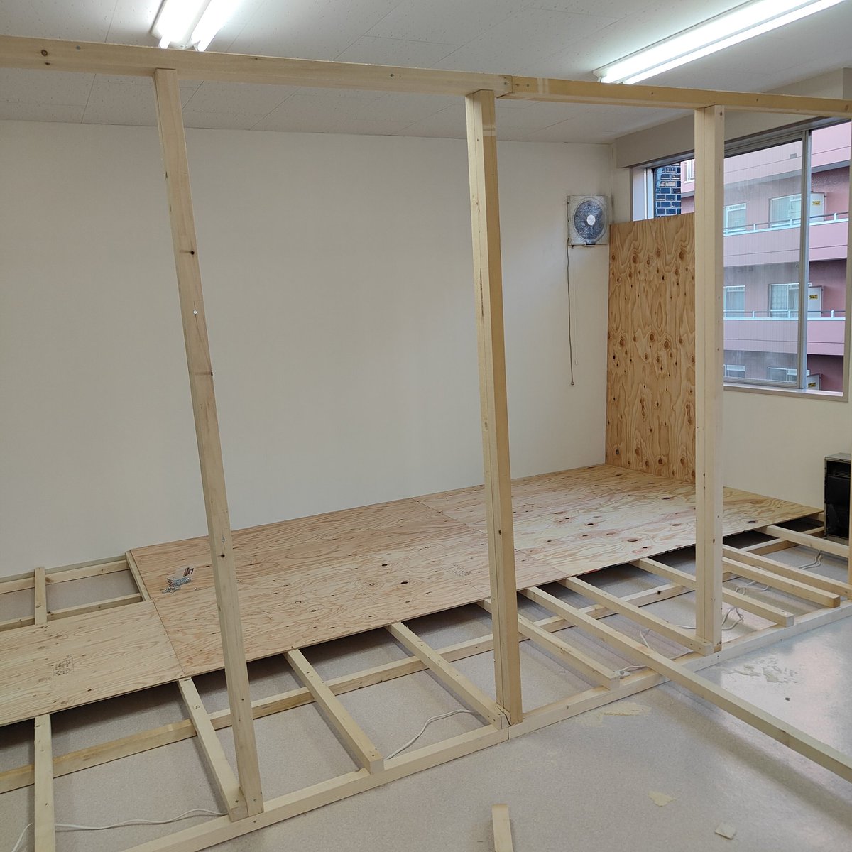 本日は内装工事w
なんと！相談室兼休憩所を手作りしてますw
１歩ずつ開所に向けて準備が進んでおります！
#就労継続支援B型事業所 #利用者募集 #札幌市豊平区 #ルミナス平岸