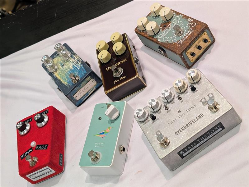 1484umeda's tweet photo. 【Ishibashi Music Umeda #Effecter #Amp】 Hello! This is Ishibashi Music Umeda Store! We carry effects pedals that are hard to find outside Japan (e.g.,VEMURAM,PETLA,FREE THE TONE, KARDIAN, LIMETONE AUDIO, Shins Music...and MORE!!) (1/3)#TravelTips #JapanTravel https://t.co/2BqRsPLEQ2