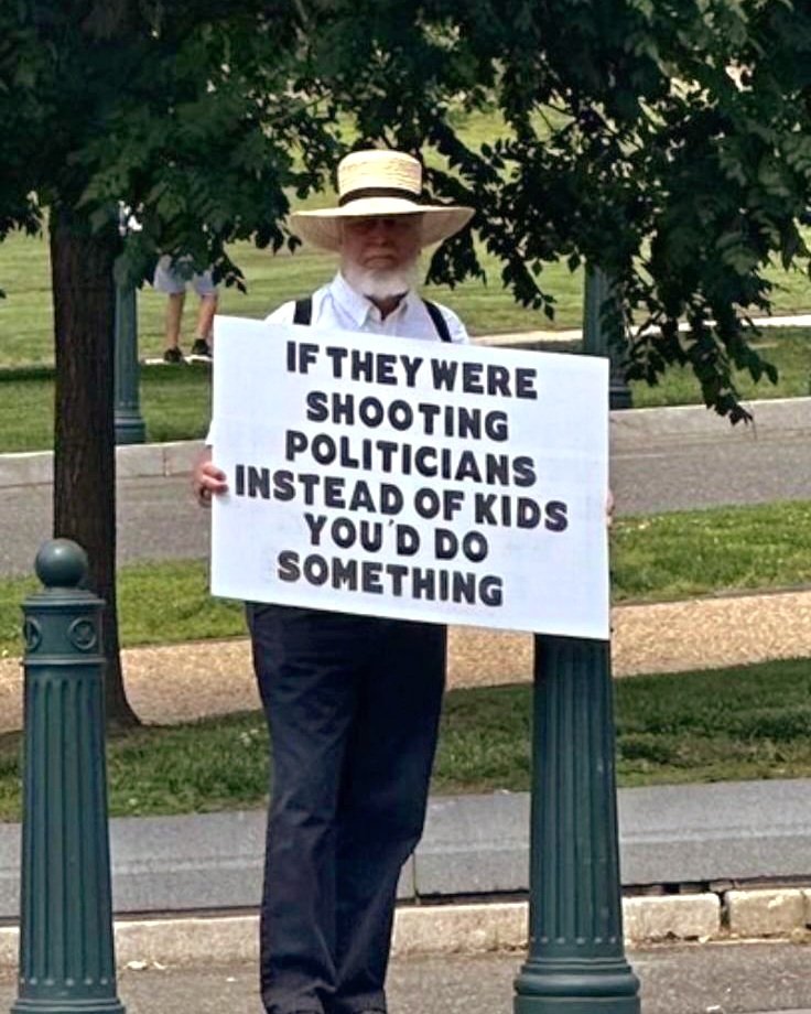 Silence the Violence and Shun the Guns tweet media