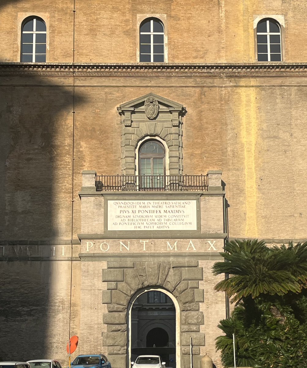 Mi segunda casa durante estos meses. Archivio Apostolico Vaticano, uno de los mejores archivos del mundo para trabajar 📖📚📜