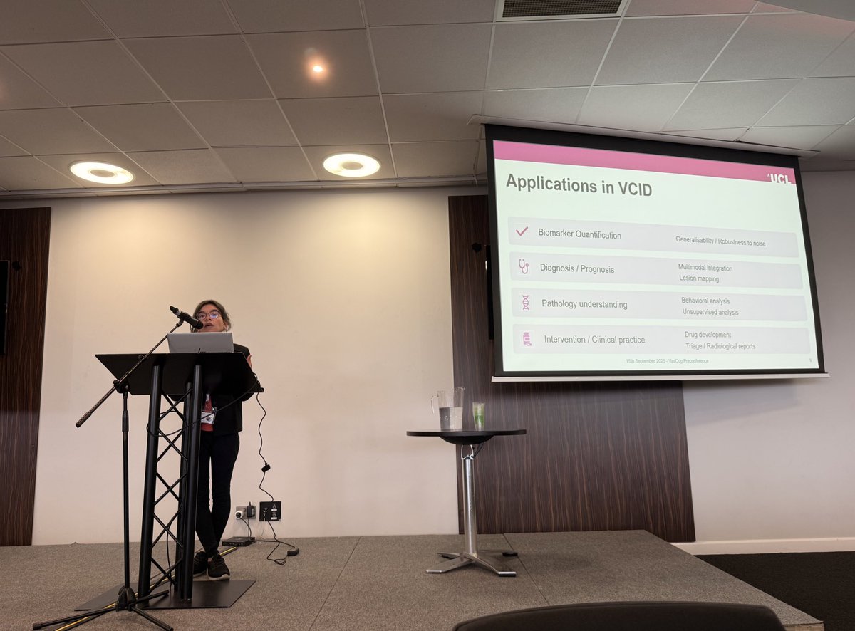VasCogSociety's tweet photo. Amazing talk by Carole Sudre (UCL) on the use of AI/ML in #VCID on our pre-conference Masterclass Day #VasCog2025 https://t.co/nwuGX1nanZ