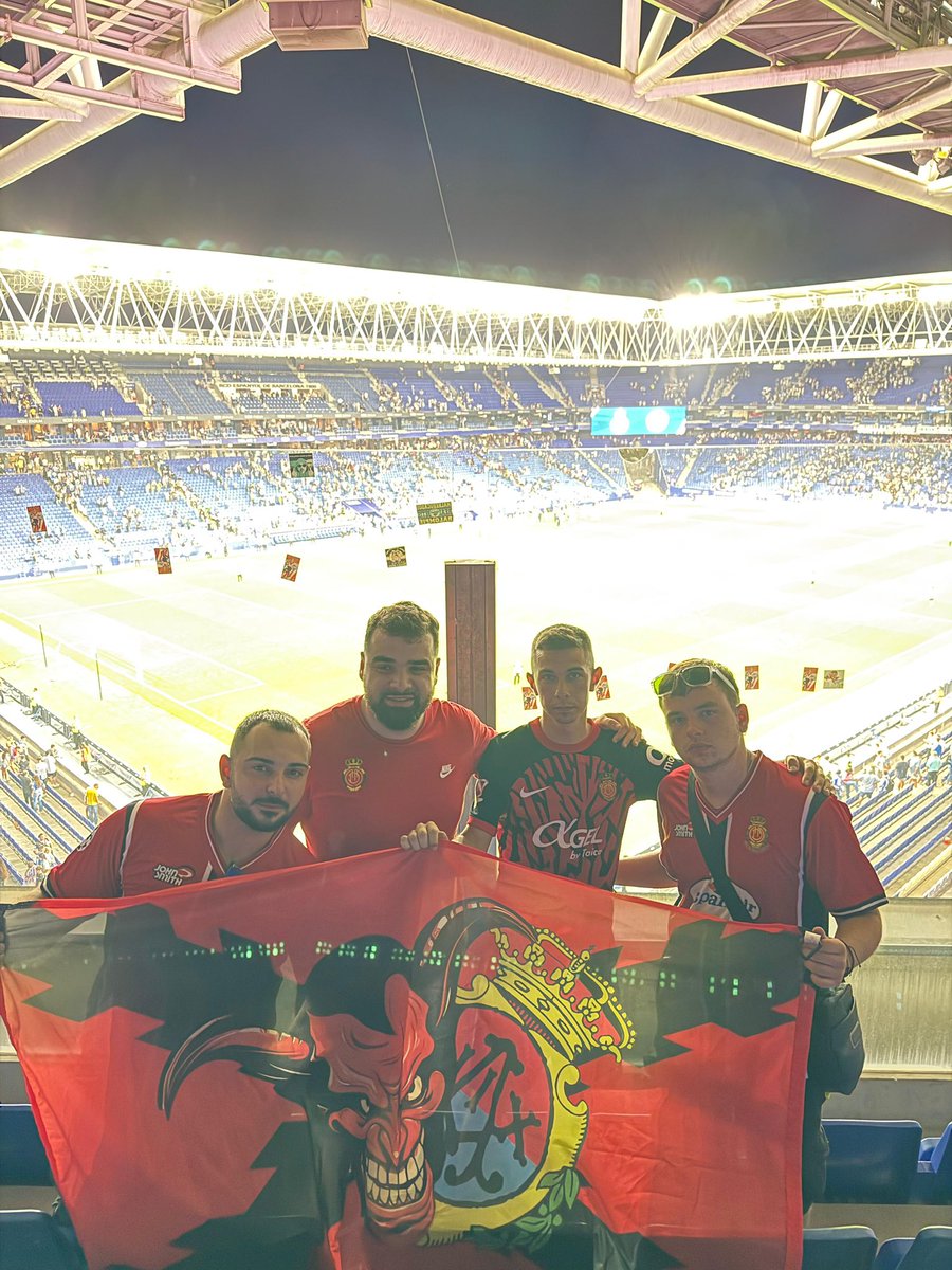 🫂 Tenemos que volver a ser 𝐮𝐧𝐨

🤝 𝐔́𝐧𝐢𝐜𝐚 opcion de salir de esta

👺 Ahora más que nunca, 𝐮𝐧𝐢𝐨́𝐧