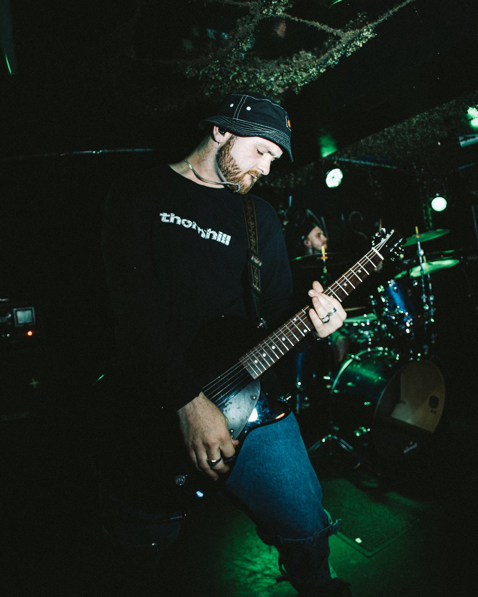 Headrush tweet media