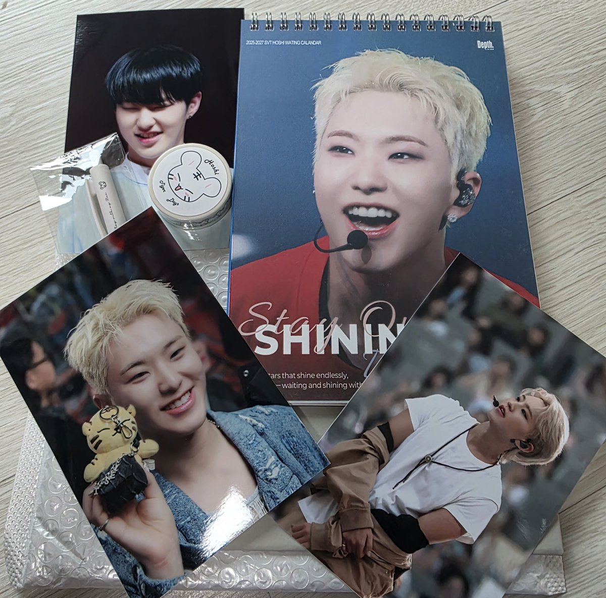 오늘 잘 받았어요 날짜 맞춰서 도착! 감동입니다~👍
호시 달력 보면서 잘 기다릴께요~🐯🫡