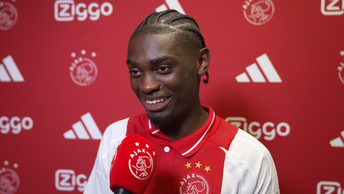 alkassenglish's tweet image. Ajax’s 17-year-old Belgian talent Jorthy Mokio is on the radar of Europe’s elite, with Barcelona, Man United, Man City, Chelsea and Real Madrid all scouting the midfielder. #Ajax #Mokio #Transfers #Barca #MUFC #MCFC #CFC #RealMadrid