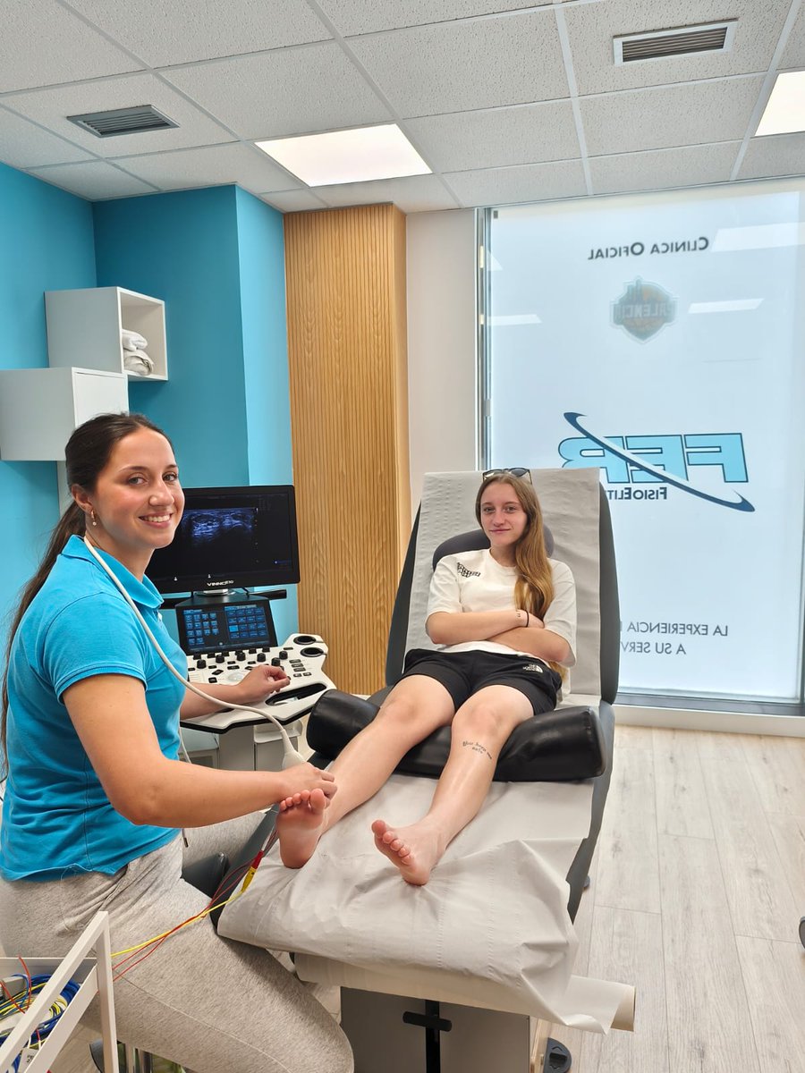 ¡¡COLABORACIÓN!!🤝
¡NUEVA INCORPORACIÓN AL STAFF!

Hoy damos la bienvenida a Alba de Prado, <a href="/albahb8/">Alba de Prado</a> quien se une al C.D. PALENCIA FÚTBOL FEMENINO como fisioterapeuta para la temporada 2025/26.

💪 Alba forma parte del equipo de FÍSIO ÉLITE REVUELTA <a href="/fisiojoseda/">joseda</a> y será pieza