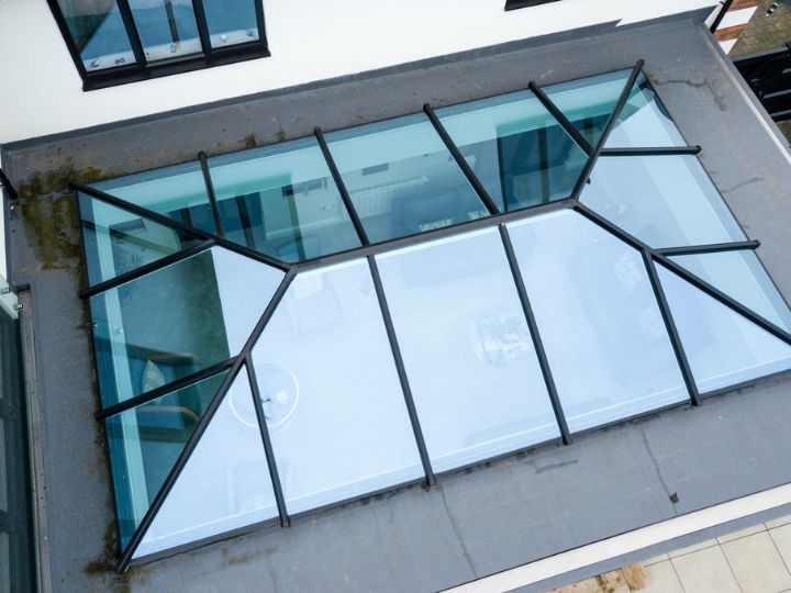 PriorProducts1's tweet image. As the days get shorter and the darker months approach, don&apos;t let your home feel dim and gloomy. A lantern roof from Prior Products is a perfect way to bring more natural light into your space.

priorproducts.co.uk/lanterns
#PVCuWindows #lanternroof #HomeImprovement #Warwickshire