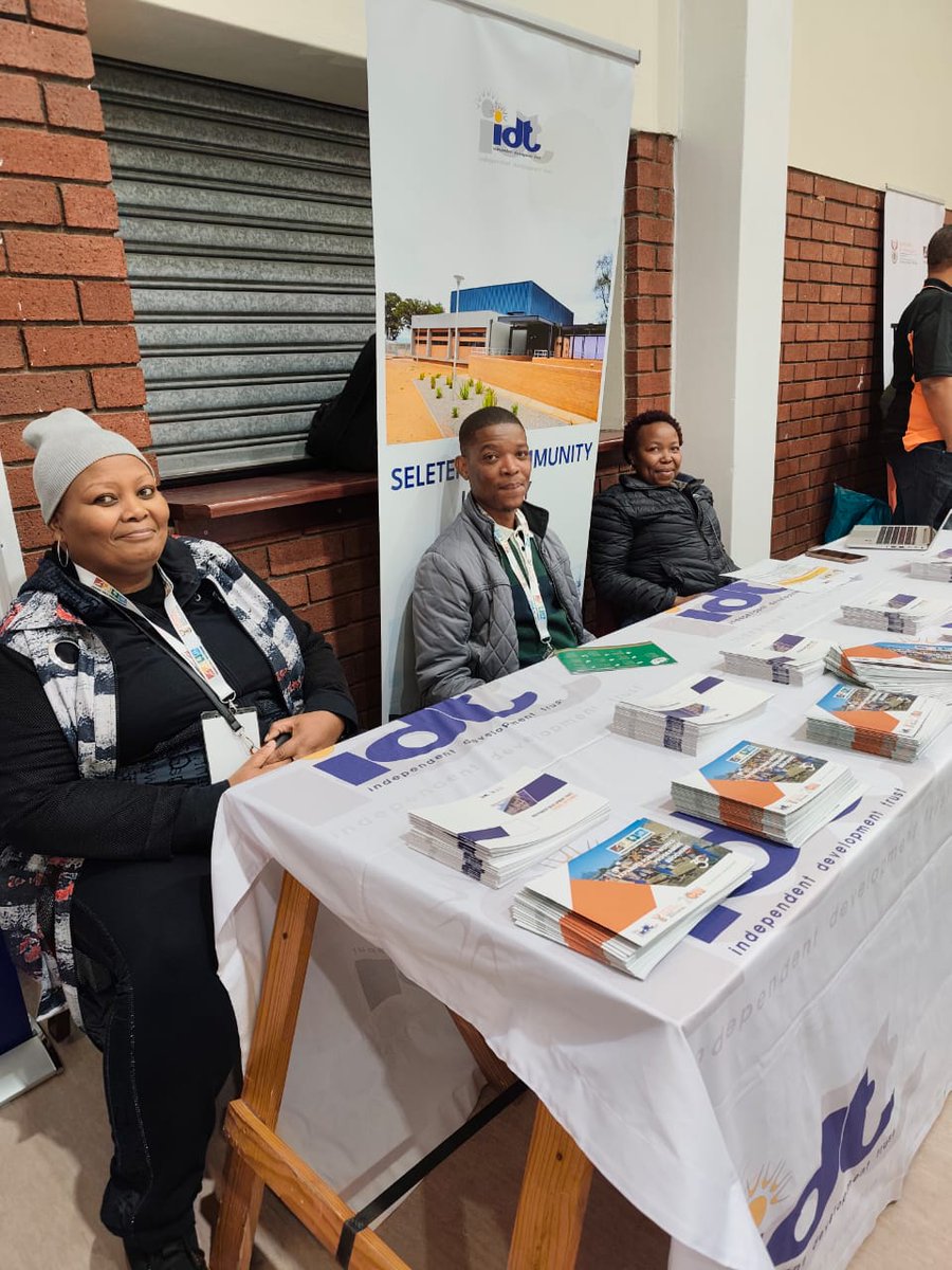 IDT_org's tweet image. The IDT joined the EPWP Listening Tour in Tafelsig, led by Minister Dean Macpherson & Mayor Geordin Hill-Lewis. Communities shared how EPWP benefits them & raised challenges to strengthen the programme.
#YourPartnerInDevelopment #EPWPListeningTour