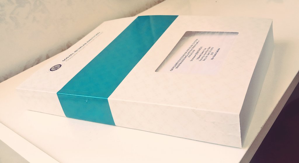 Şuan fark ettim, bir tez birinin kafasına düşse öldürür 😁 🤭