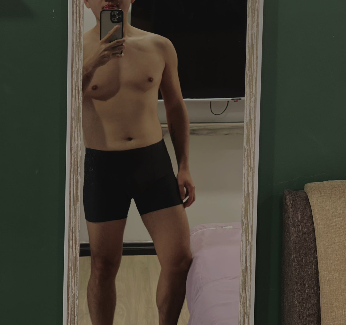 TSecretguys's tweet photo. Anything’s? https://t.co/CXJsGnBujJ