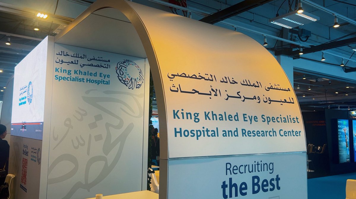 RaidAlhayaza's tweet photo. It’s always great to see the KKESH booth proudly representing 🇸🇦 and highlighting Saudi Arabia’s contribution to advancing eye care on the global stage.
#KKESH #SaudiArabia https://t.co/hW75pDw66M
