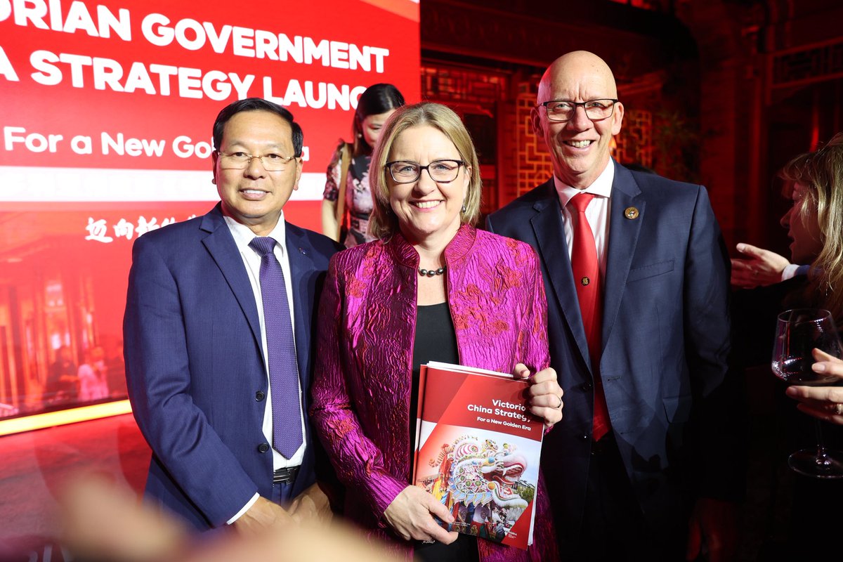 JacintaAllanMP's tweet image. My China Strategy is clear:

We want Victoria to be the first port of call for Chinese business to invest and innovate – and the destination of choice for Chinese people to visit and study.

That means more jobs and stability for Victoria in an increasingly uncertain world.…