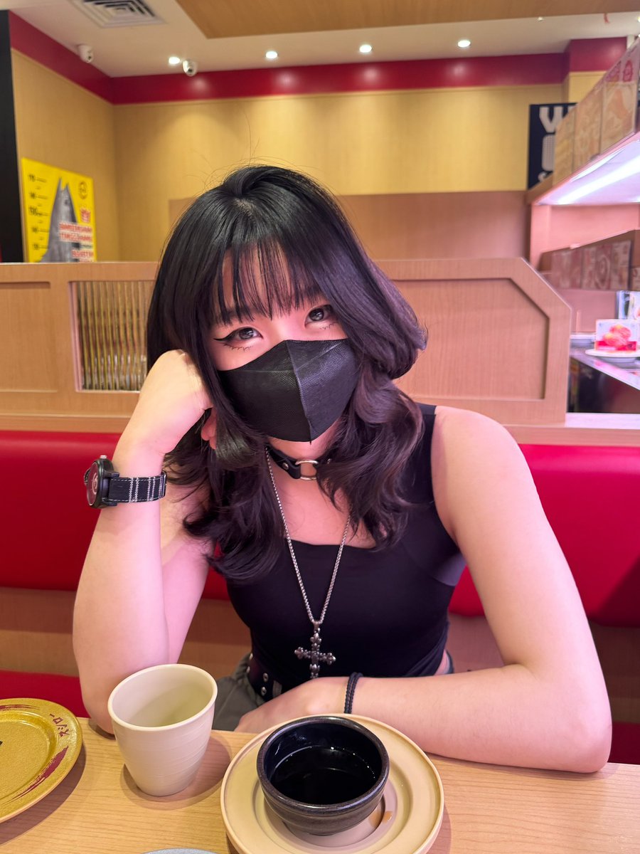 Kitsunee『キツネ』🦊 tweet media