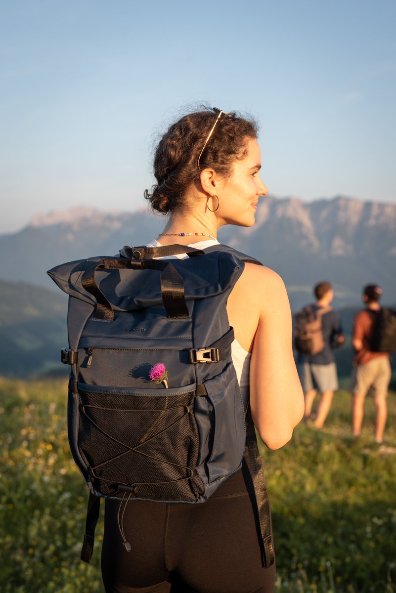 WaterflyOutdoor's tweet photo. Adventure’s calling — will you answer?
🔗link in the bio
#adventureready #waterfly #travelvibes #outdoorlifestyle #backpackgoals https://t.co/VFxUDUPnfZ