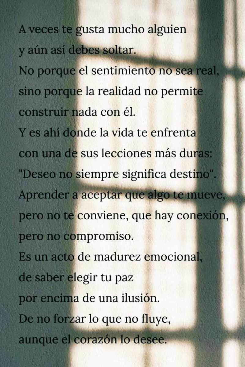 ✨ Deseo no siempre significa destino ✨
Lo encontré por ahí y pensé: totalmente cierto.