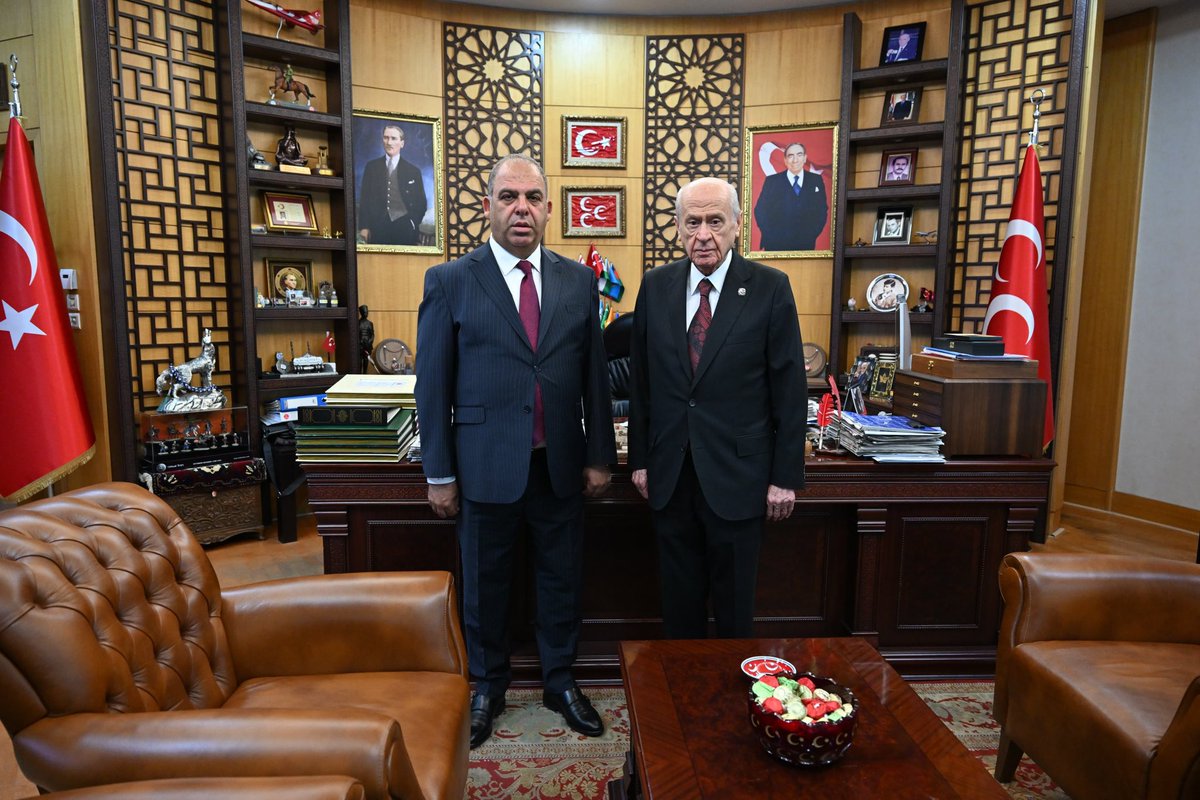 Bengü Türk Televizyonu Yönetim Kurulu Başkanı Ercan Varol, Liderimiz Sayın Devlet Bahçeli’yi makamında ziyaret etti.. <a href="/benguturktv/">Bengü Türk</a>