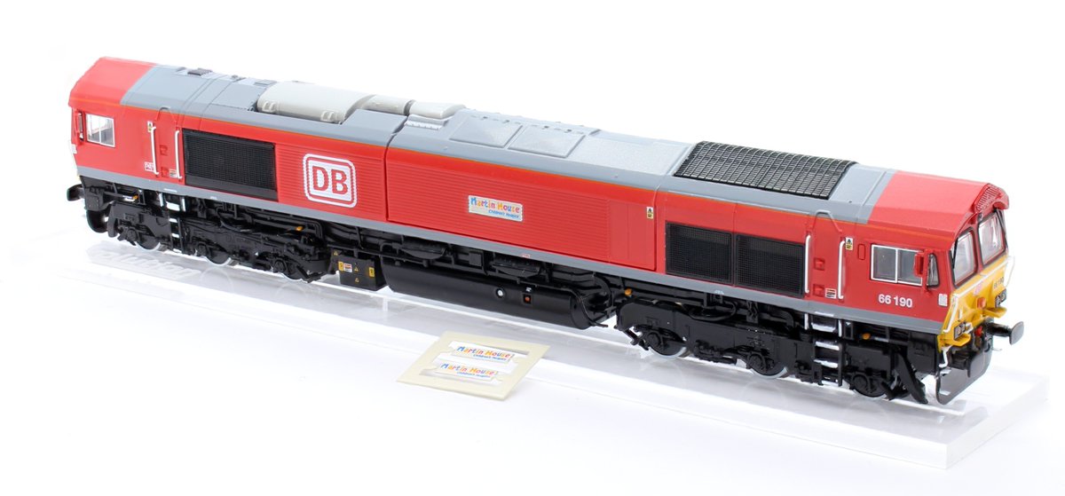 Hornbymag's tweet photo. Revolution Trains is to produce a limited edition ‘N’ gauge model of Class 66 66190 to raise funds for Martin House Children’s Hospice. Check out the full details of this new locomotive here: https://t.co/vYV5U8NTUQ
#keymodelworld #revolutiontrains https://t.co/IYL4cxhcJ6