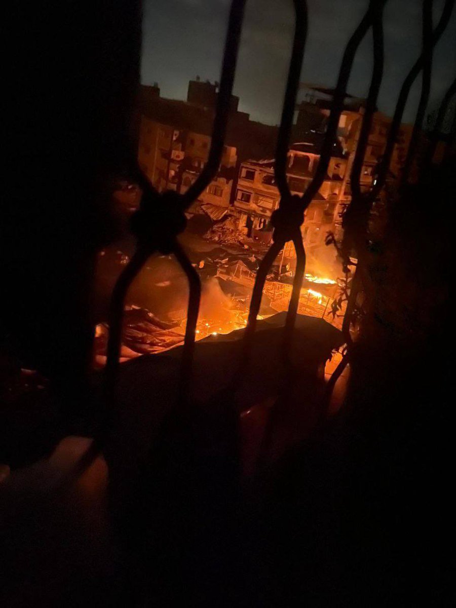 halbess's tweet photo. Unprecedented terror attack by Israel.
This night, israeli quadcopters have been systematically dropping incendiary bombs on ambulances and cars in the streets and now on tents while people are sleeping.
It is 1 a.m. in Gaza right now.

This terrorism must be stopped. 🚨🚨🚨🚨🚨 https://t.co/NEdjI3e5uc