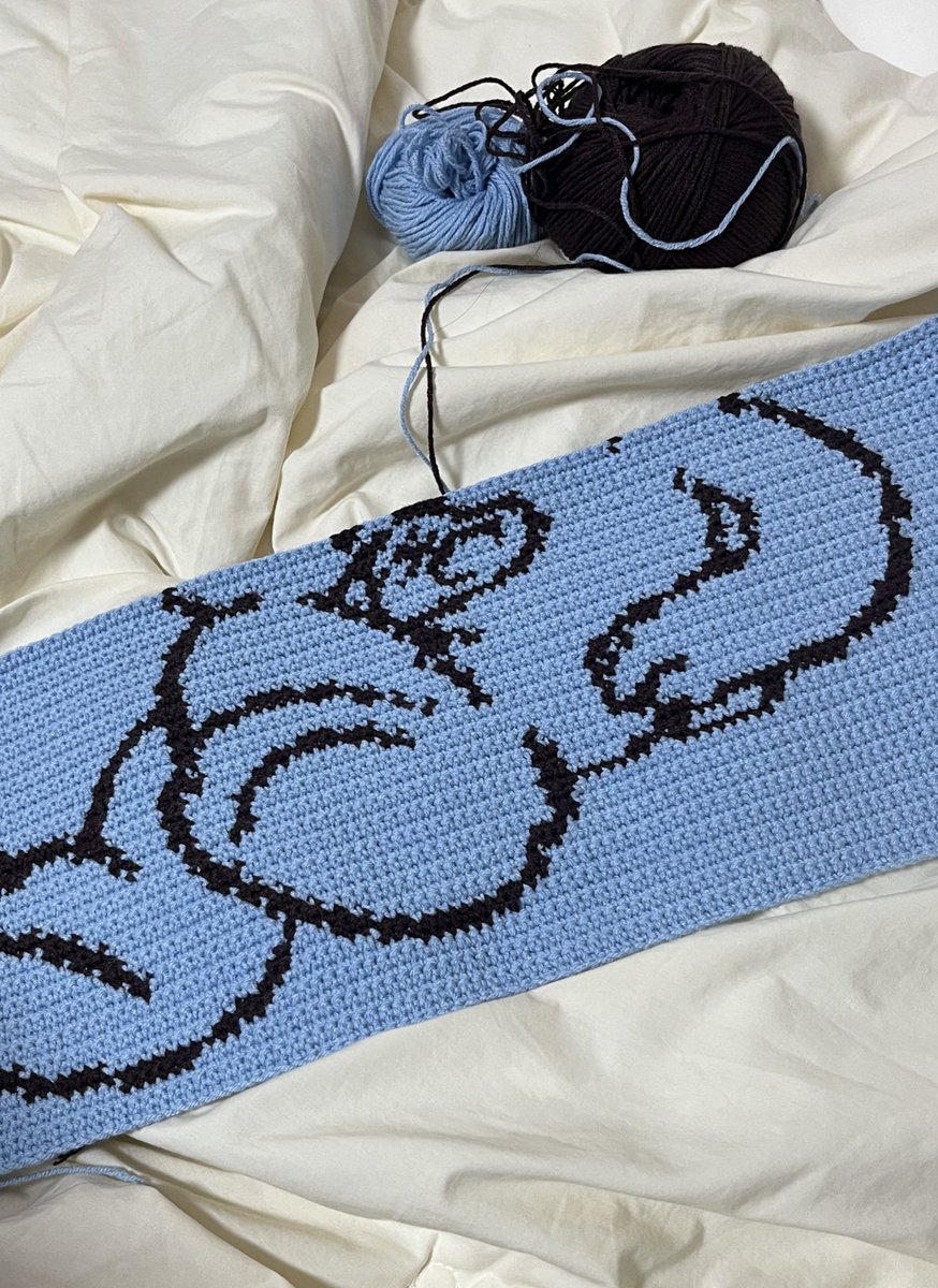 하트부분 배색이 와리가리해서 편물 울지는 않을까 걱정했는데 다행히 의젓하게 잘 나왔네요