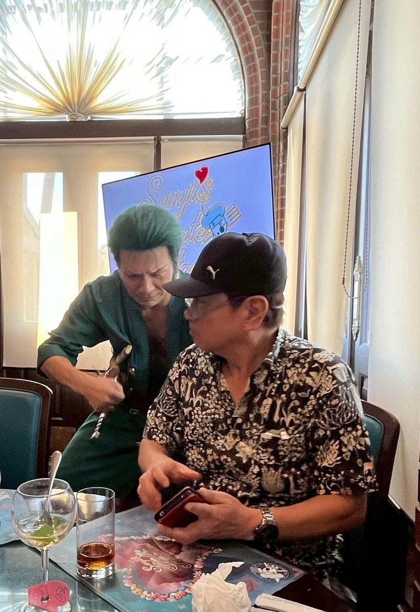 hiratapro's tweet photo. ★邪魔しに来んじゃねえ、緑野郎っ💢の図。

#サンレス
#昨日の思ひ出 https://t.co/THmqI7Sq17