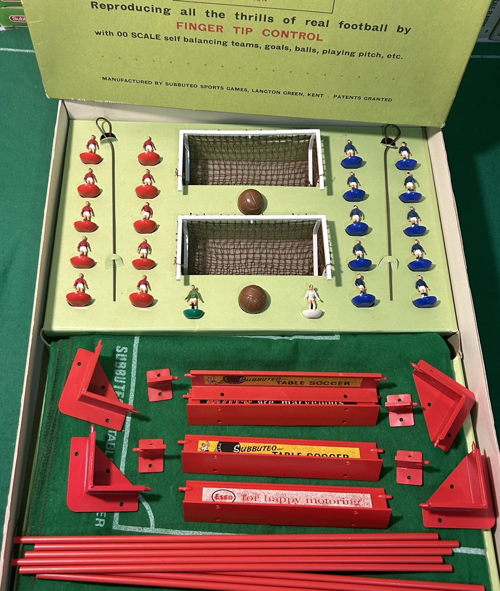 SubbuteoPad's tweet photo. Subbuteo Continental club edition 1st version…….

Rarity 2/10

Value £20-£40 https://t.co/sYWUXE1e2b