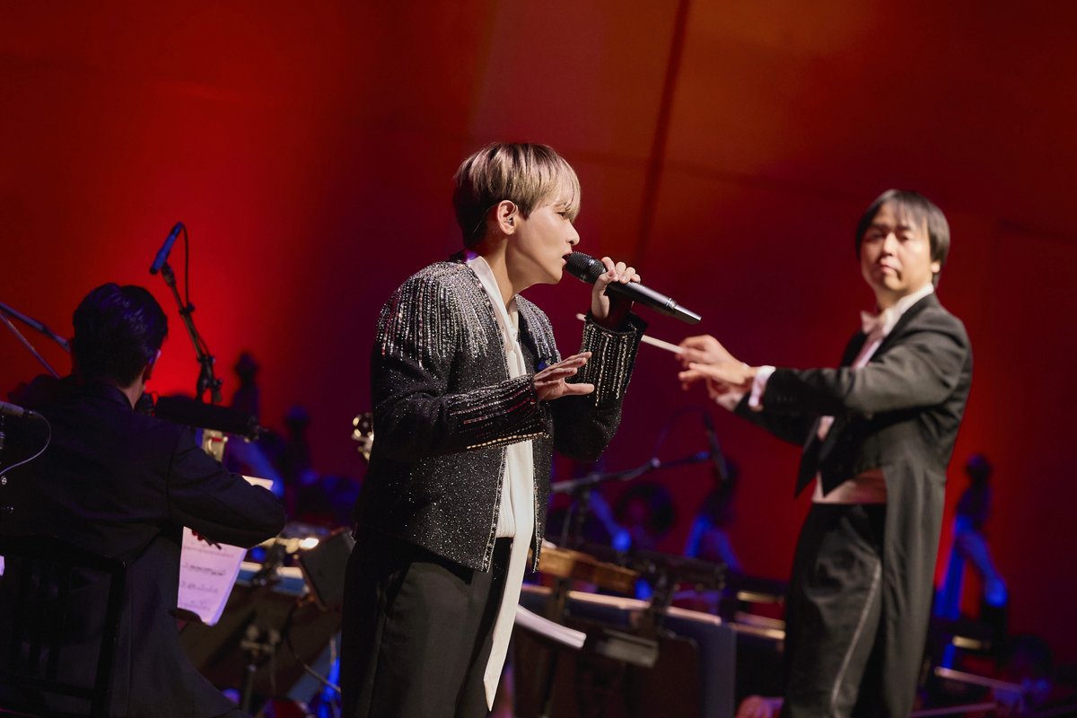 Kkorepo's tweet photo. 「イベントレポ」SUPER JUNIORのLEETEUK(イトゥク)がモデレーター！クラシックとK-POPの夢の共演!!  SM ENTERTAINMENT 30周年記念 「SM CLASSICS LIVE 2025 in TOKYO」日本初開催!!(オフィシャル）
#SUPERJUNIOR #LEETEUK(#イトゥク)
#SMCLASSICS
🔗https://t.co/NsY4Xe0RzF https://t.co/f550GitEp3
