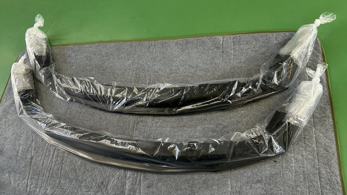 SPEC！セフィロスです。 Z34 フロントフラップ 前期用 未塗装を2件